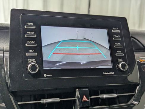 Used 2024 Toyota Camry SE image 14