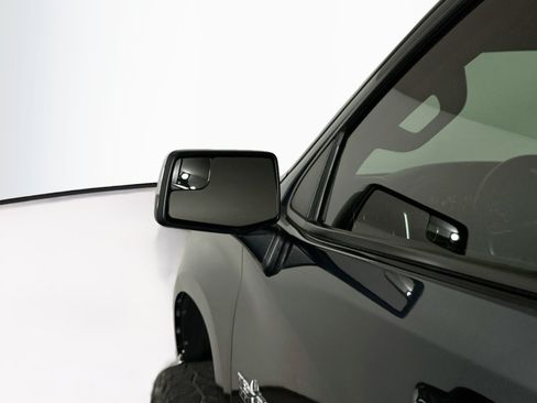 Used 2020 Chevrolet Silverado 1500 LT w/ Texas Edition RWD image 16