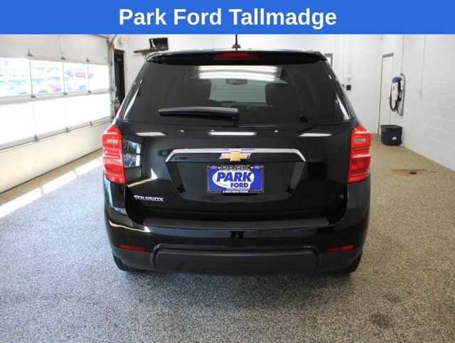 Used 2017 Chevrolet Equinox LS FWD image 4