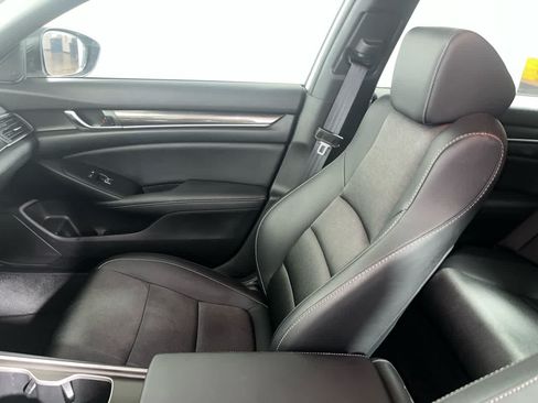 Used 2021 Honda Accord Sport image 26