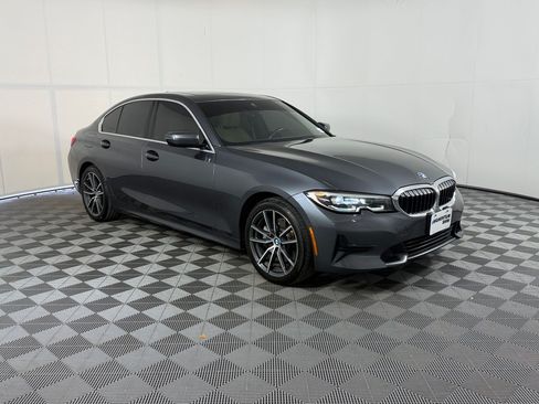 Used 2020 BMW 330i Sedan w/ Convenience Package RWD image 7