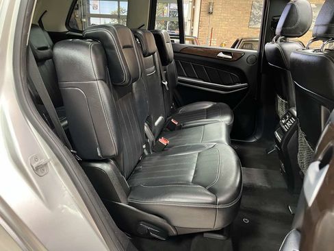 Used 2013 Mercedes-Benz GL 450 4MATIC image 27