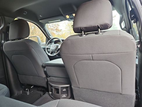 New 2026 RAM 2500 Tradesman AWD/4WD image 18