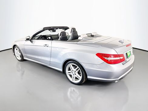 Used 2011 Mercedes-Benz E 550 Cabriolet image 46