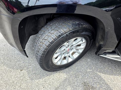 Used 2018 GMC Yukon XL SLT image 29