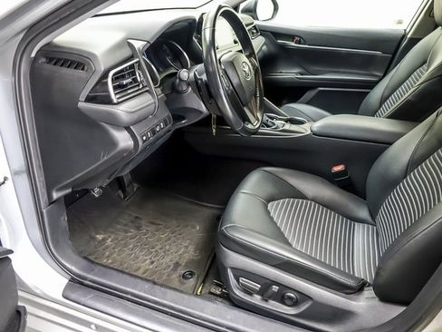 Certified 2023 Toyota Camry SE image 9