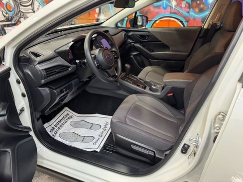 Used 2025 Subaru Crosstrek 2.0i AWD/4WD image 11