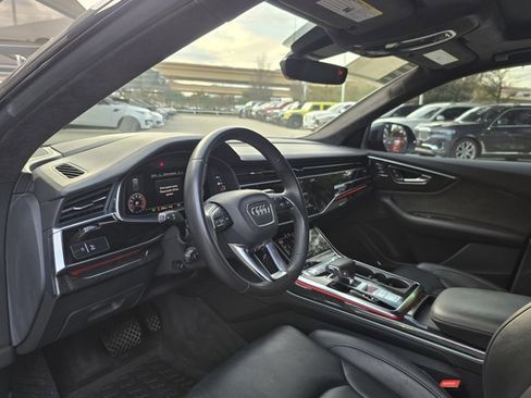 Used 2019 Audi Q8 Prestige image 14