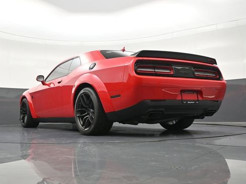 Used 2023 Dodge Challenger SRT Hellcat RWD image 29