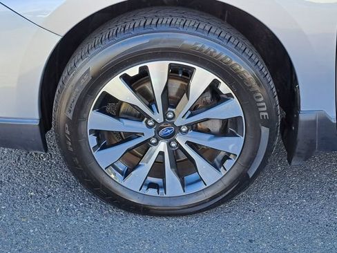 Used 2015 Subaru Outback 2.5i Limited AWD/4WD image 19