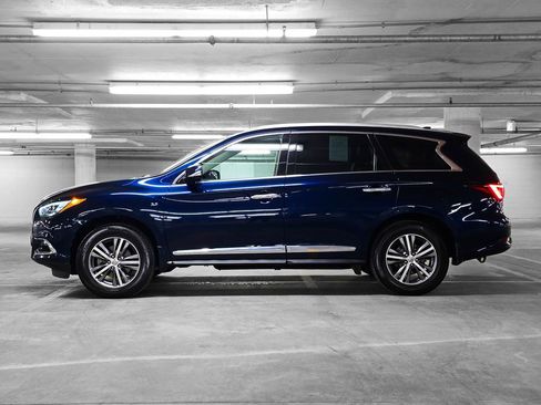 Used 2020 INFINITI QX60 Luxe w/ Essential Package image 15