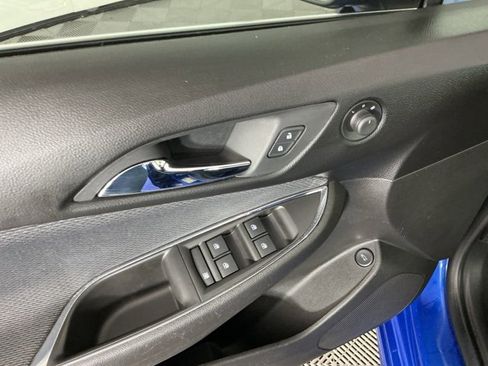 Used 2017 Chevrolet Cruze LT w/ RS Package image 13