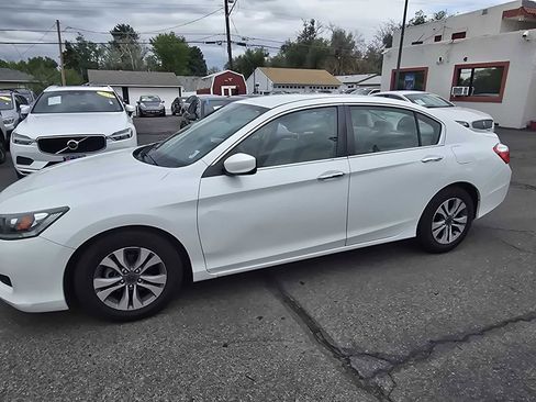 Used 2015 Honda Accord LX image 30