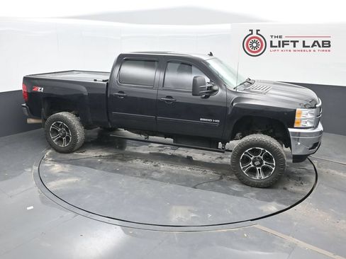 Used 2012 Chevrolet Silverado 2500 LTZ w/ Suspension Package, Off-Road AWD/4WD image 31