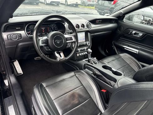 Used 2019 Ford Mustang GT Premium w/ GT Performance Package RWD image 13