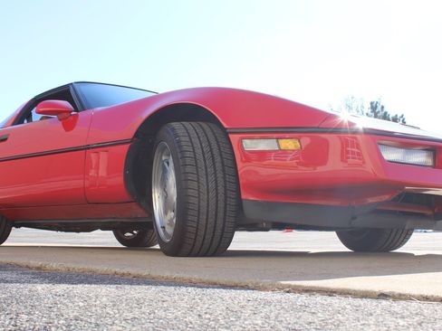 Used 1989 Chevrolet Corvette Coupe RWD image 21