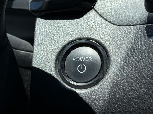 Used 2025 Toyota Camry LE AWD/4WD image 11