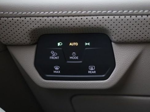 New 2026 Volkswagen Atlas SEL Premium R-Line image 24