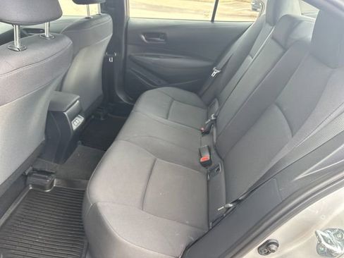 Used 2024 Toyota Corolla LE image 21