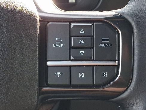 Used 2025 Ford F350 Platinum AWD/4WD image 22