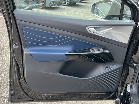 New 2025 Volkswagen ID.4 Pro S AWD/4WD image 9