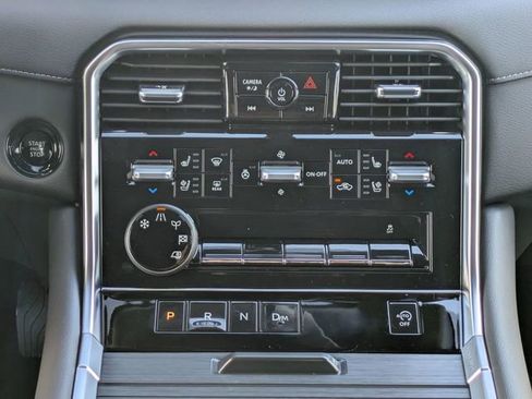 New 2026 Nissan Armada Platinum image 24