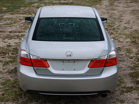 Used 2015 Honda Accord LX image 9