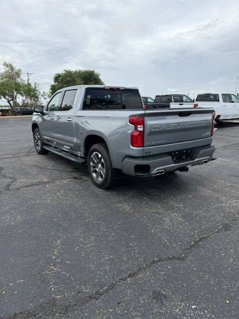 Used 2026 Chevrolet Silverado 1500 High Country w/ Technology Package AWD/4WD image 4