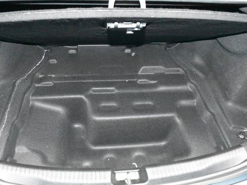 Used 2023 Mercedes-Benz C 300 4MATIC Sedan image 31