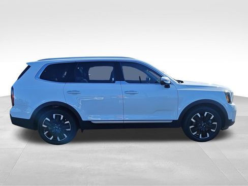 Used 2024 Kia Telluride SX Prestige w/ Towing Package AWD/4WD image 7