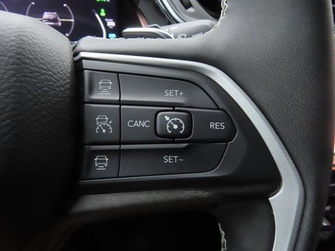 Used 2022 Jeep Grand Cherokee Limited 4xe AWD/4WD image 33
