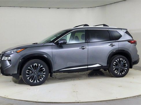 New 2026 Nissan Rogue Platinum w/ Platinum Premium Package image 4