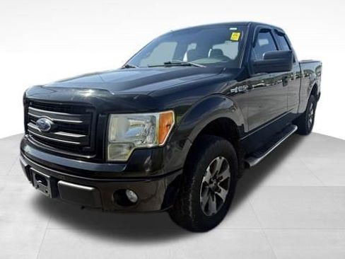 Used 2013 Ford F150 STX w/ Mid Equipment Group AWD/4WD image 2