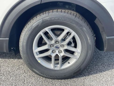 New 2026 Ford Explorer Active RWD image 7