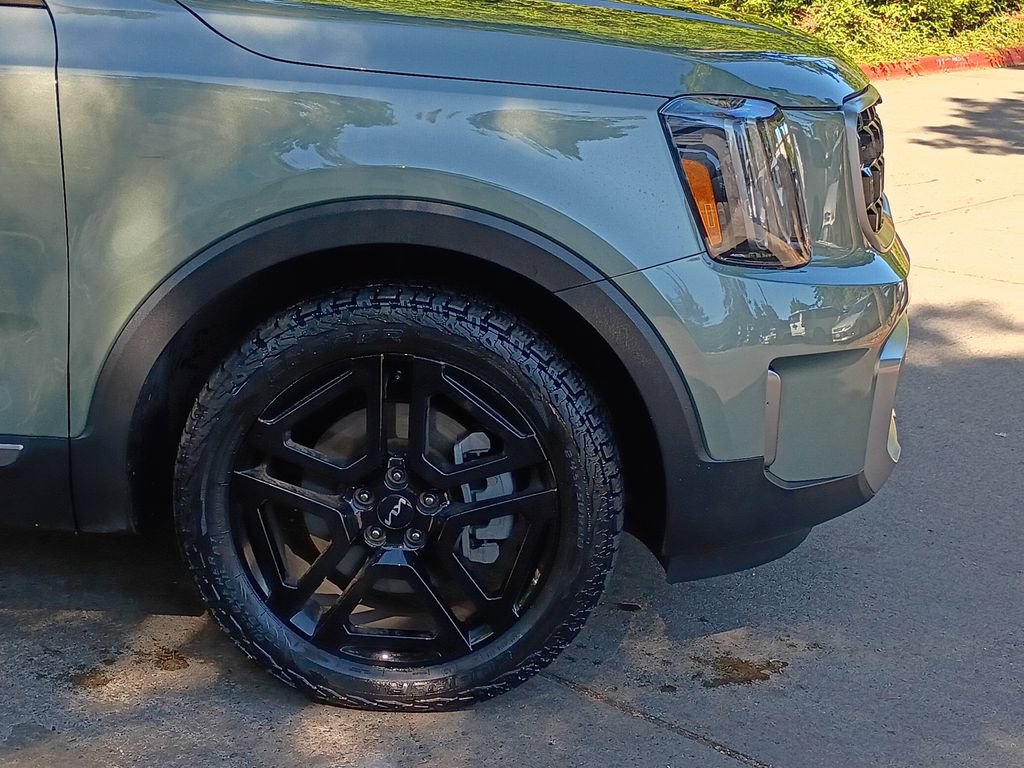 Used 2023 Kia Telluride SX Prestige X-Line AWD/4WD image 2