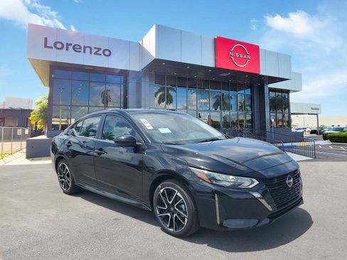 New 2025 Nissan Sentra SR w/ SR Premium Package image 3