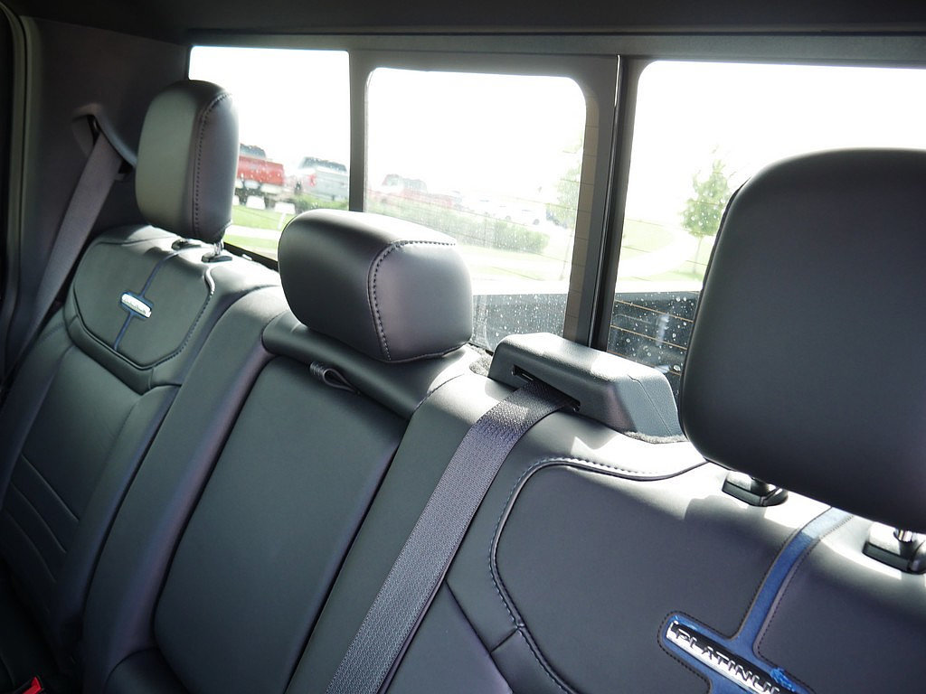 New 2026 Ford F250 Platinum AWD/4WD image 17
