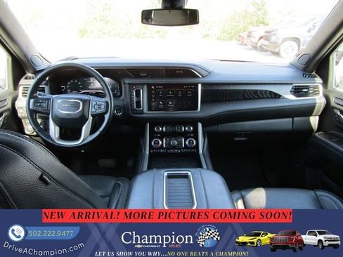 Used 2022 GMC Yukon Denali image 11
