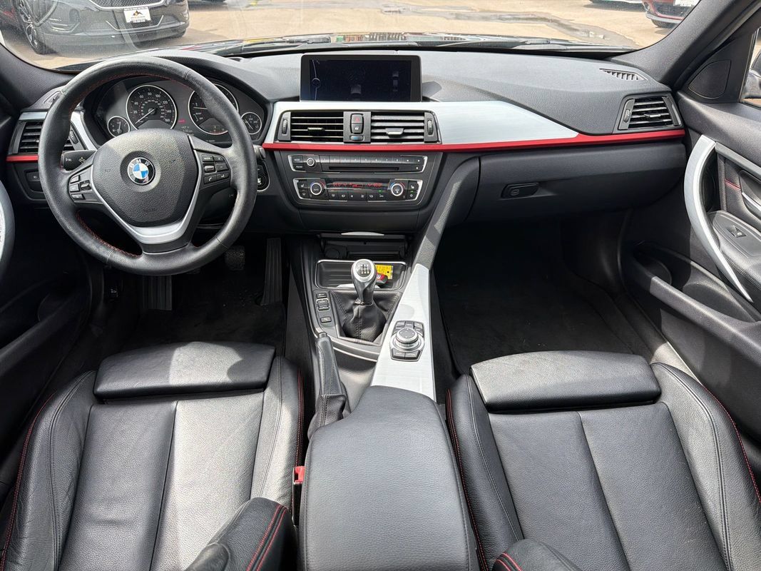 Used 2012 BMW 328i Sedan RWD image 11