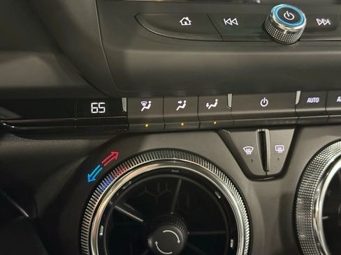 Used 2018 Chevrolet Camaro SS image 35