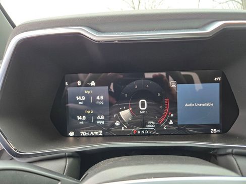 New 2025 GMC Canyon Elevation w/ Convenience Package image 18