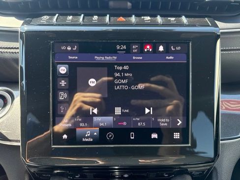 Certified 2023 Jeep Grand Cherokee L Laredo RWD image 16