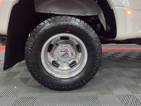 Used 2019 Ford F350 Platinum w/ Platinum Ultimate Package image 92