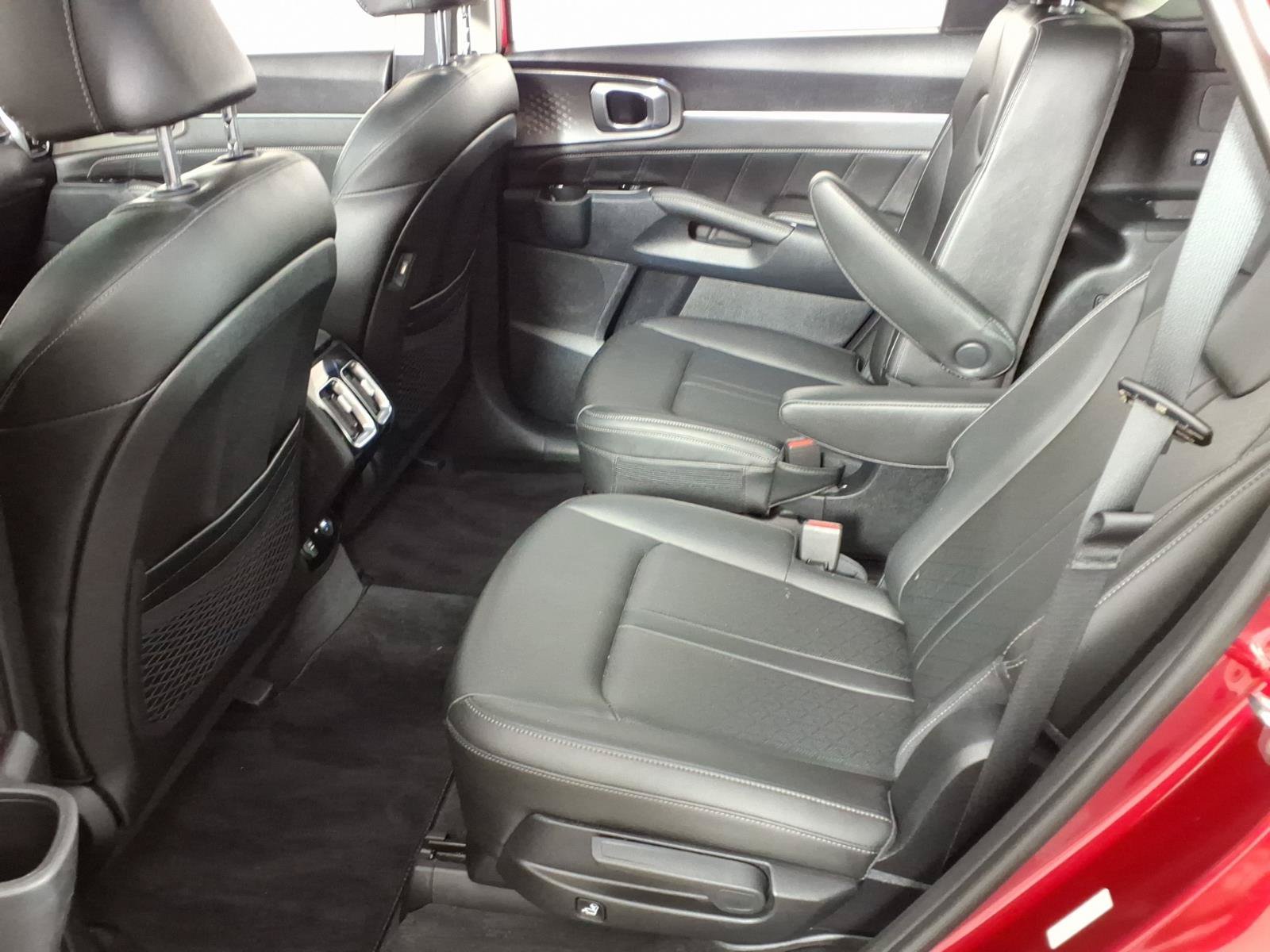 Used 2023 Kia Sorento SX FWD image 15
