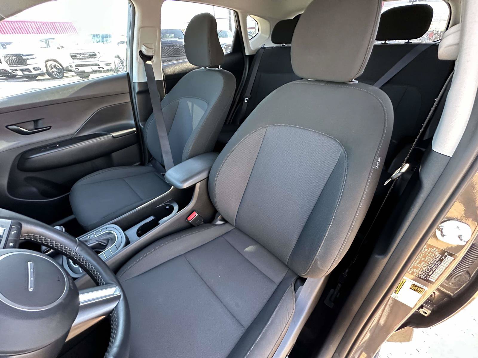 Used 2025 Hyundai Kona SEL FWD image 26