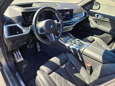 Used 2025 BMW X5 M60i AWD/4WD image 2