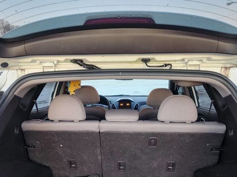 Used 2012 Hyundai Tucson GL image 18