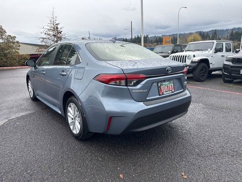Used 2024 Toyota Corolla XLE image 5