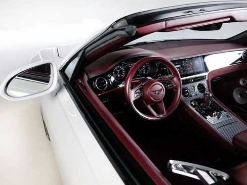 Used 2022 Bentley Continental GT Speed image 31