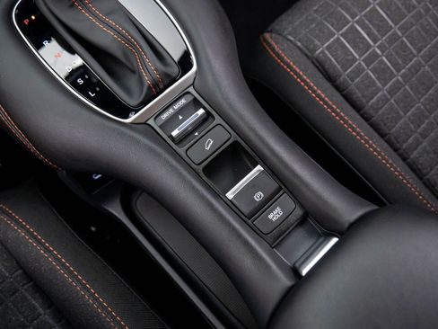 New 2026 Honda HR-V Sport image 26